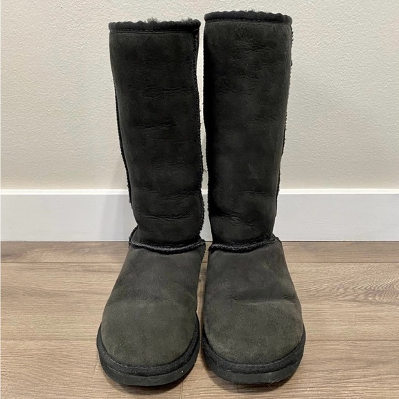 UGG Shoes - Ugg tall black boots